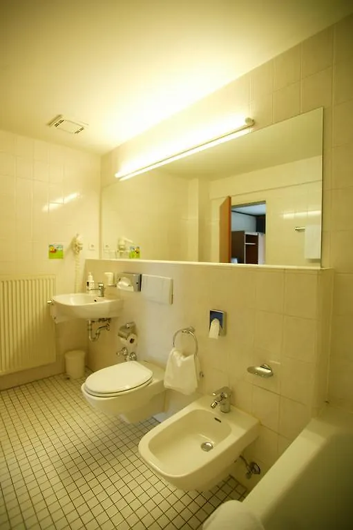Hotel Senator Muenchen  Munich
